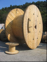 製品案内 ～ 木製ドラム（電線ドラム・ワイヤードラム）・パレットの 
